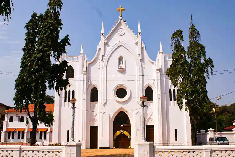 Ernakulam to Goa St.Andrews Church